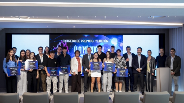 INSTITUTO SANTA LUCÍA - Entrega de premios ¿Y A MI QUÉ EL DINERO?